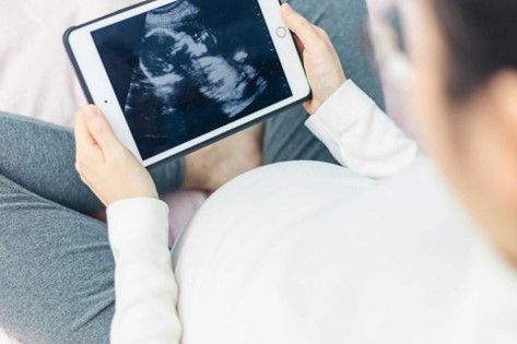 Phụ nữ mang thai thường bị đầy bụng trong giai đoạn thai kỳ